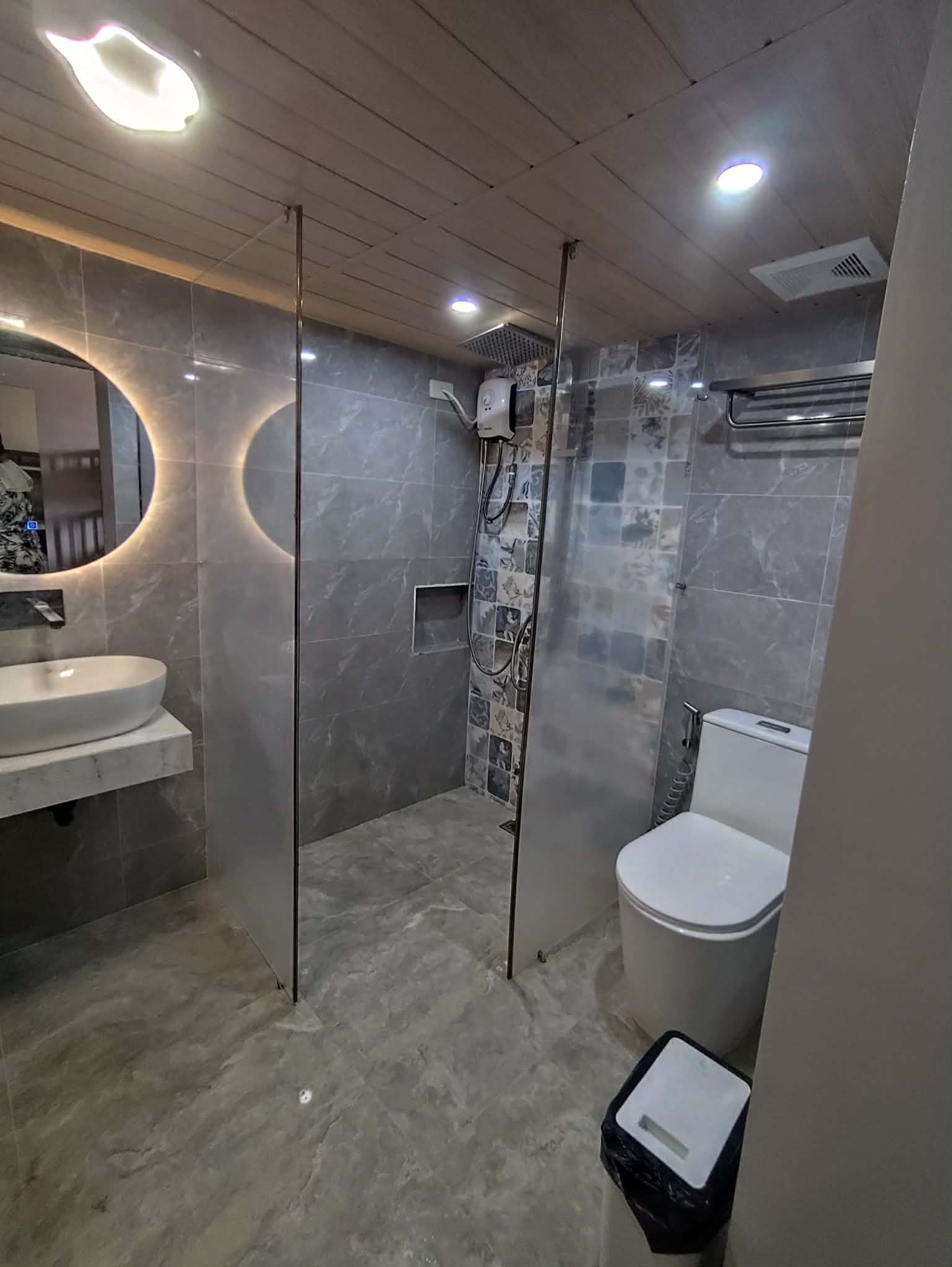 Bathroom (2)